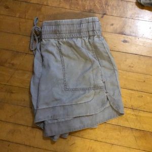 Express high rise cargo shorts